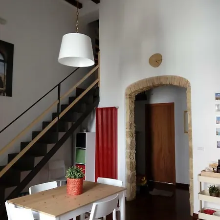 Casa Tea: Nel Cuore Del Centro Storico 팔레르모